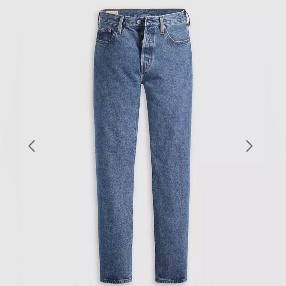 NWT Levi's Medium wash 501 original Straight Leg Jeans